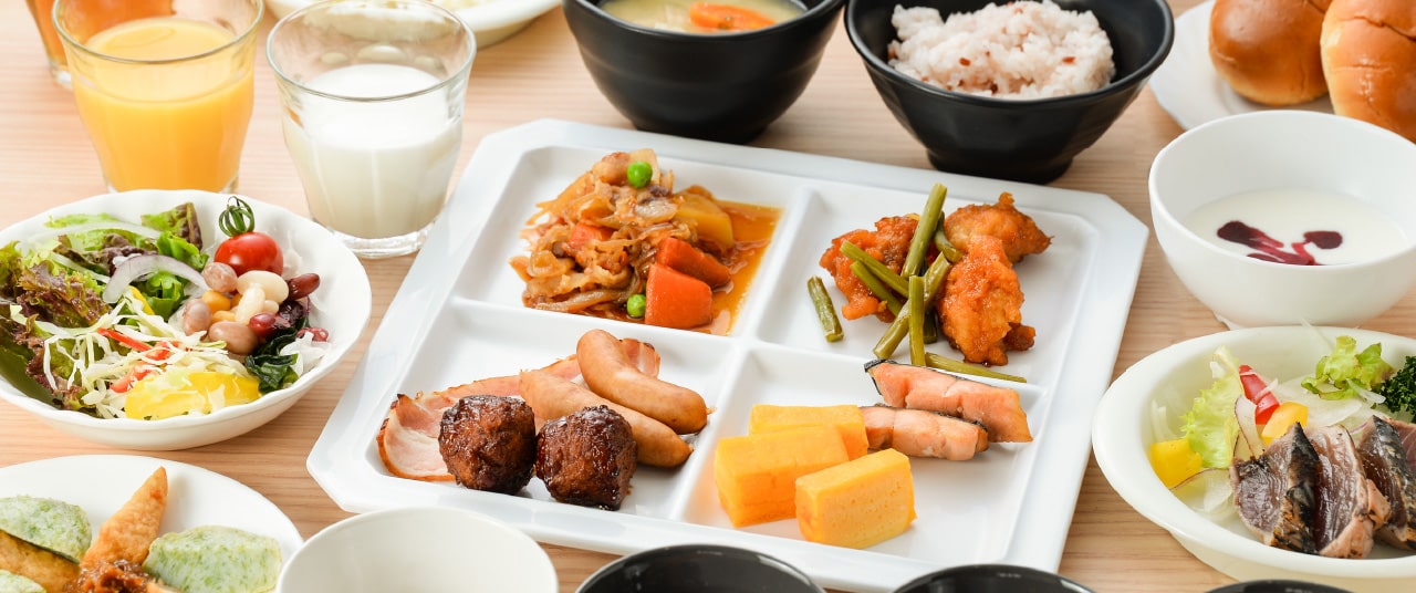 朝食